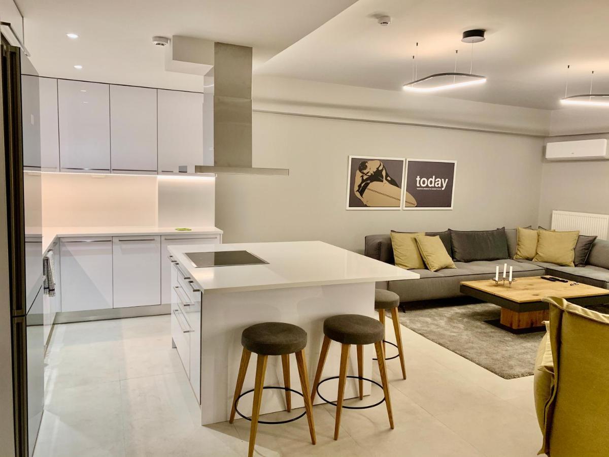 Fab New Flat In Central Athens W/ Acropolis Views Exteriör bild